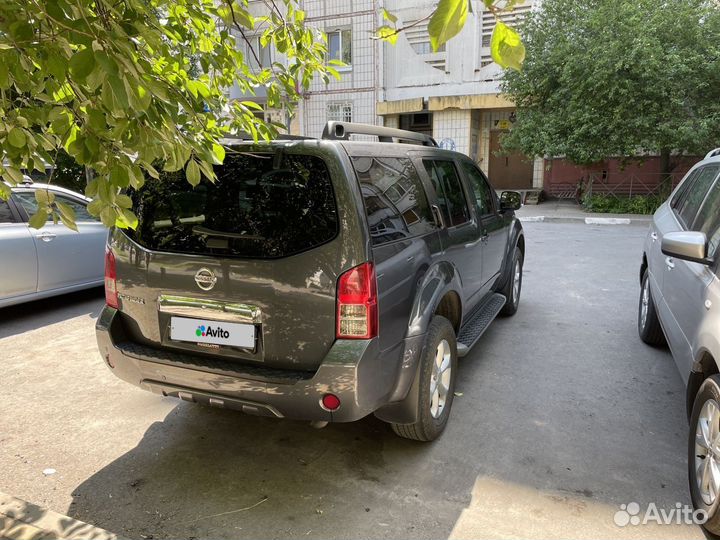 Nissan Pathfinder 2.5 AT, 2014, 175 000 км