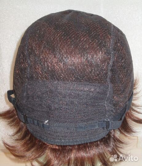 Парик из искусственных волос