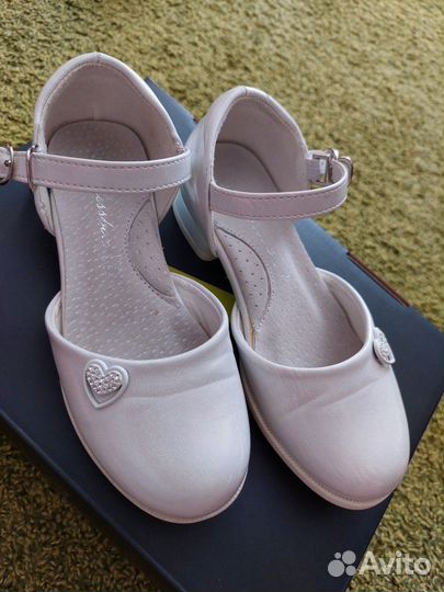 Туфли для девочки 28 размер