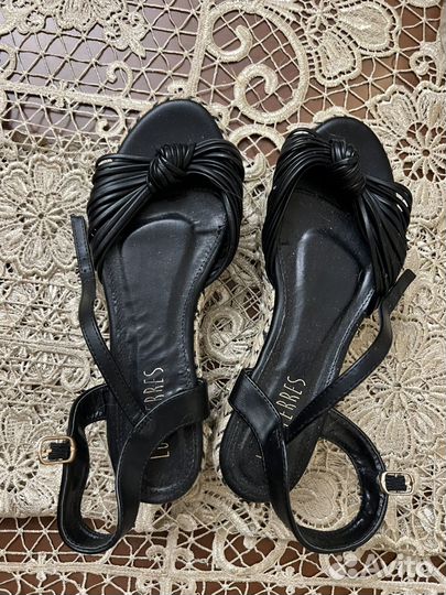 Босоножки женские на платформе 40