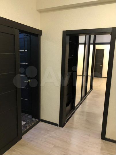 2-к. квартира, 61 м², 3/8 эт.