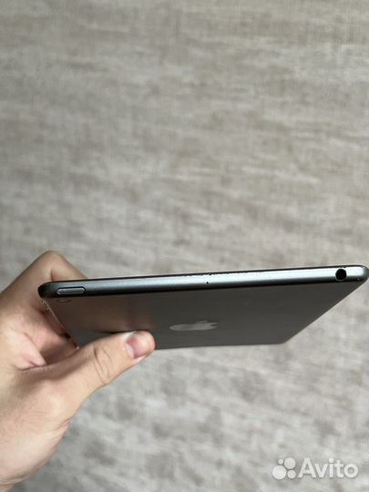 iPad mini 5 64Gb