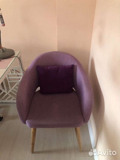 Маникюрный стол