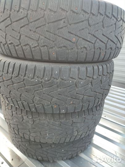 Pirelli Ice Zero 235/65 R17 108T