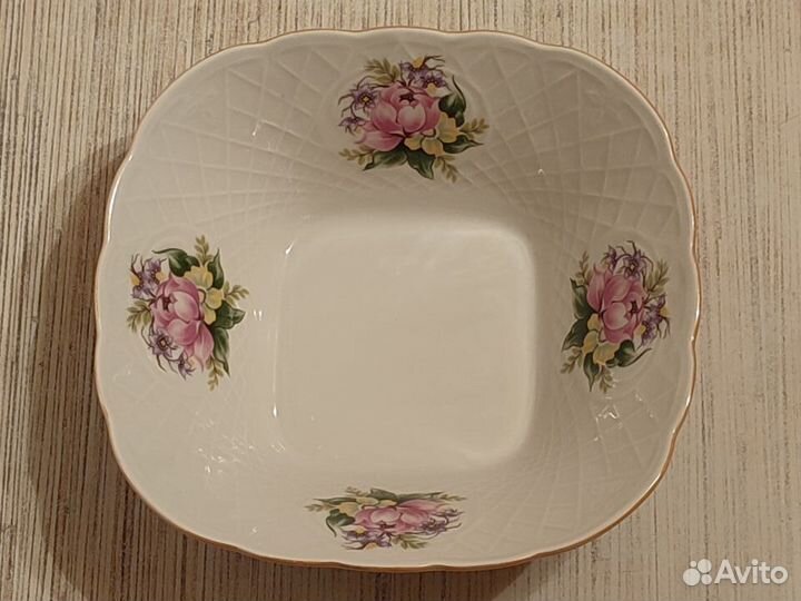 Салатники - 3 штуки. Размеры разные. Цена за 3 сал