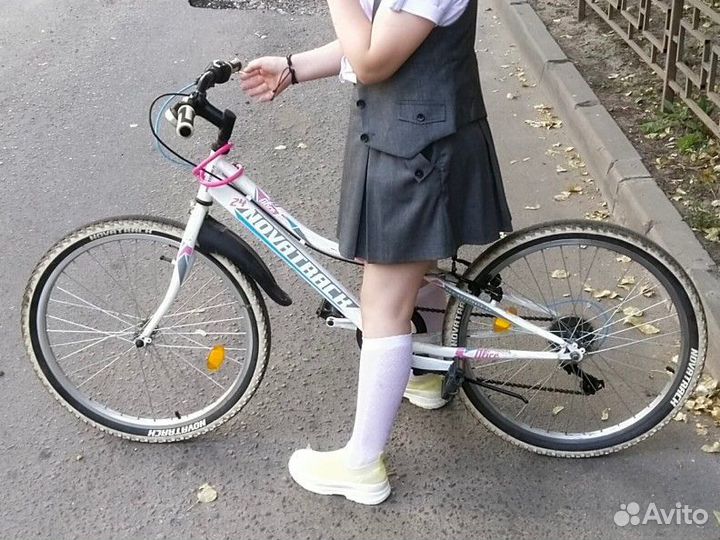 Велосипед подростковый Novatrack Alice 24'