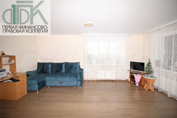 2-к. квартира, 56 м², 1/3 эт.