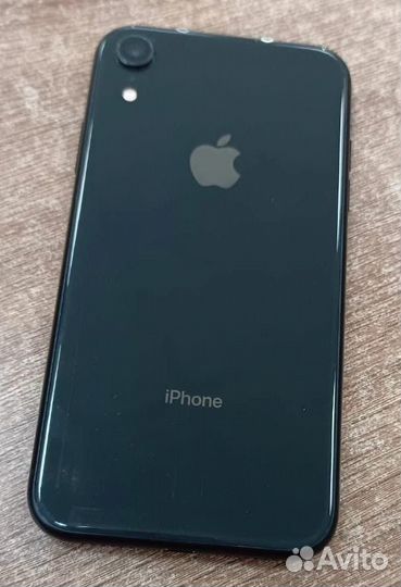 iPhone Xr, 64 ГБ