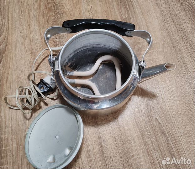 Чайник электрический,металлический