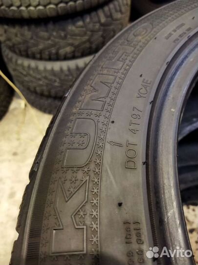 Kumho I'Zen RV ASYMMETRIC 215/55 R18 99H