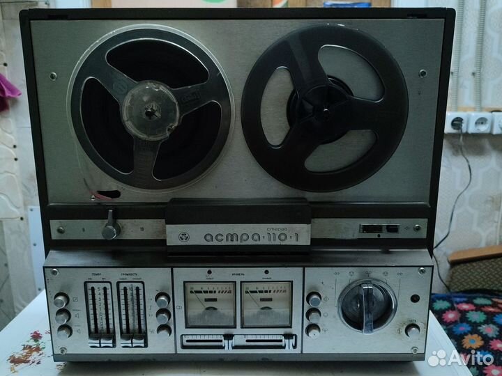 Катушечный магнитофон