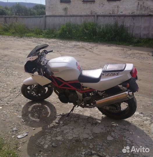 Yamaha TRX 850