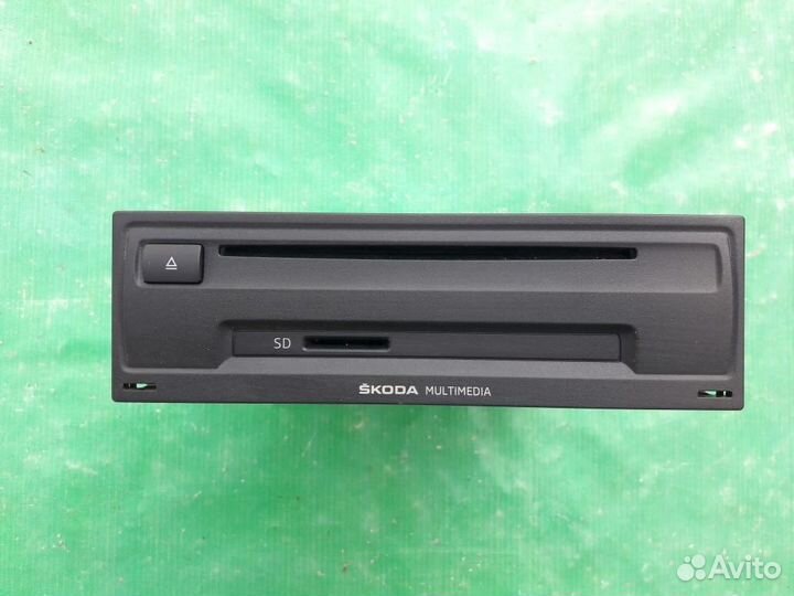 CD/DVD ченджер Skoda Octavia A7 2014г. 1,4л
