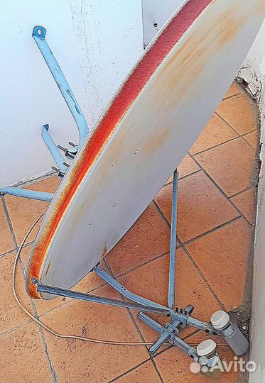 Спутниковая тарелка 90 см В комплекте