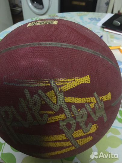 Баскетбольный мяч