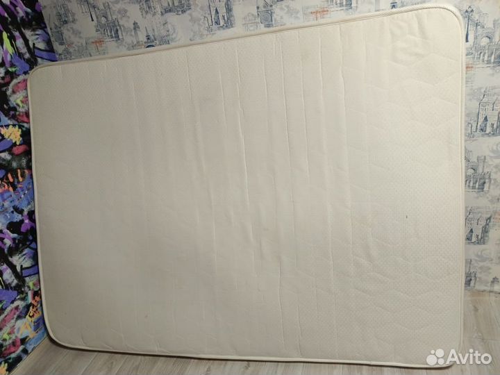 Матрас 140х200 бу