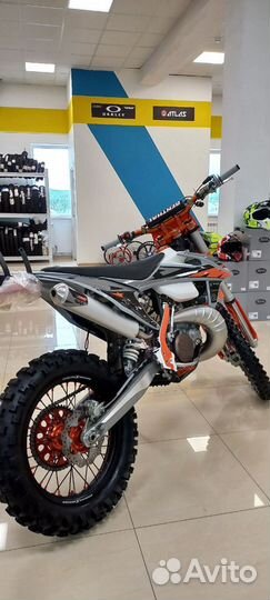 Мотоцикл GR8 T300L (2T) Enduro PRO (2022 г.)