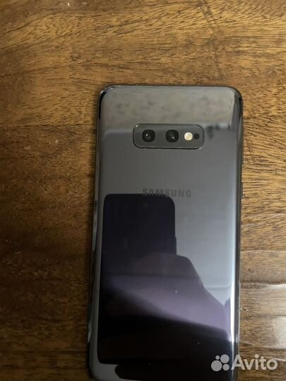 Samsung Galaxy S10e, 6/128 ГБ