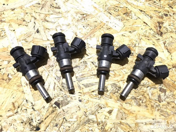 Форсунка 06L906031A, Skoda Octavia A7