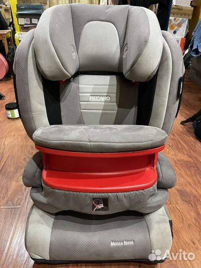 Автокресло 1/2/3 (9-36 кг) Recaro Monza Nova IS