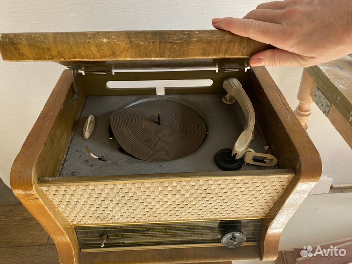 Радиоприемник rekord