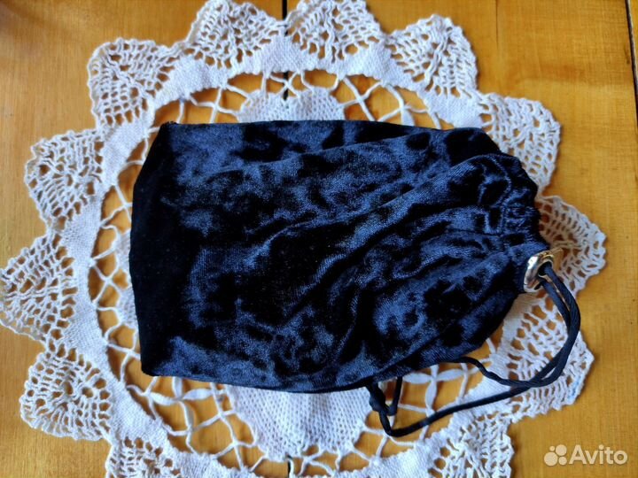 Нефритовая маска. Натуральный камень