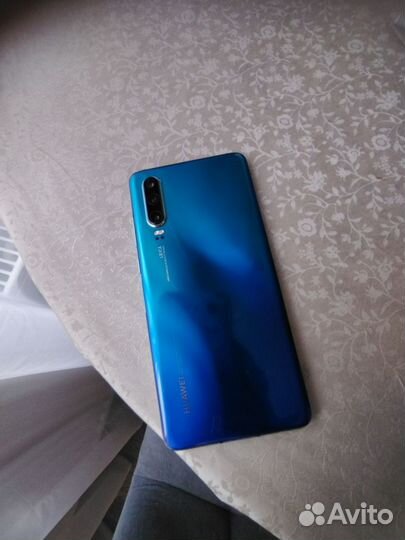 HUAWEI P30, 8/128 ГБ