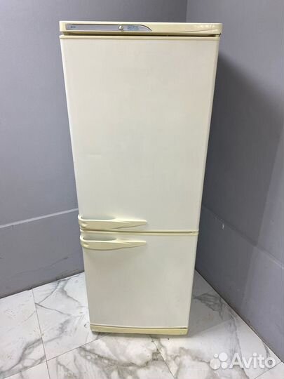 Холодильник stinol