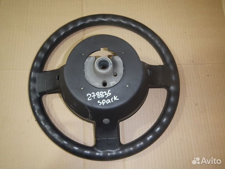Рулевое колесо Chevrolet Spark