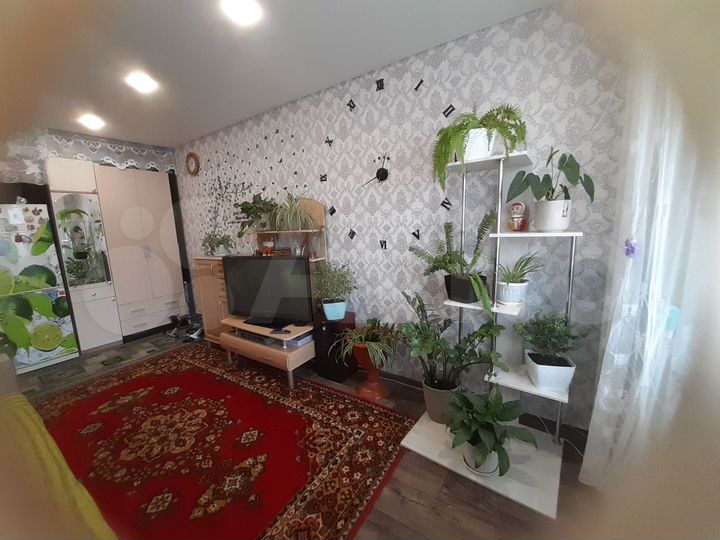 2-к. квартира, 40 м², 4/4 эт.