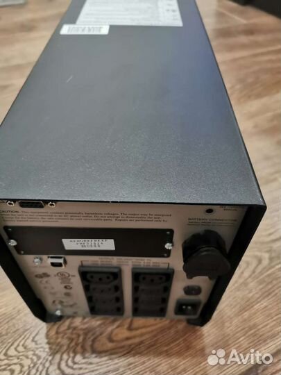 APC Smart-UPS 1000VA