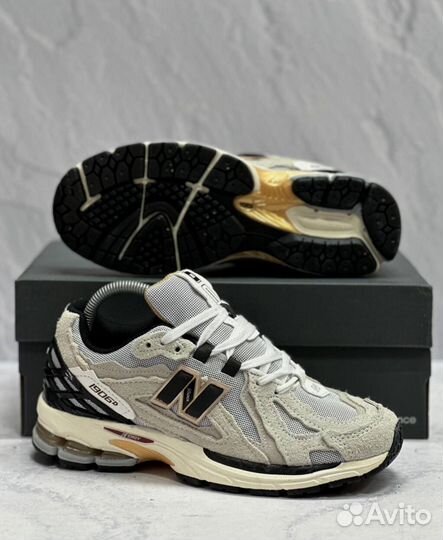 Кроссовки New Balance 1906