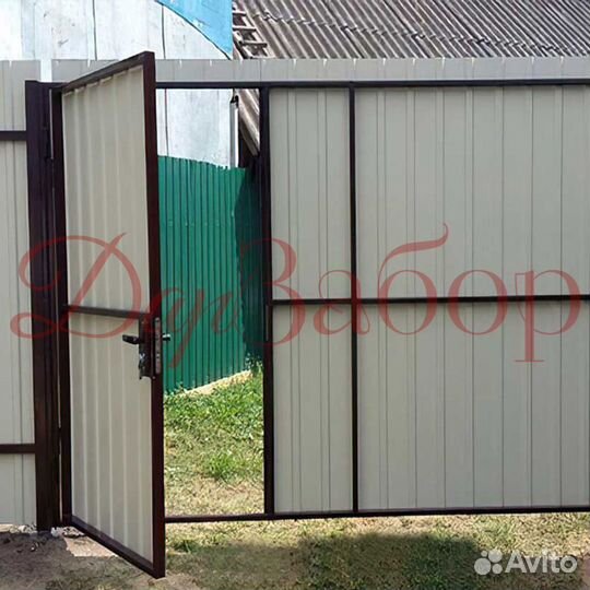 Забор из профлиста с воротами и калиткой в Джугбе
