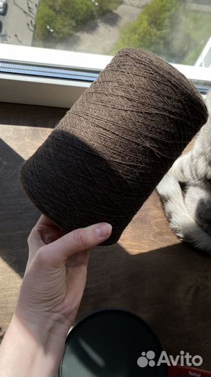 Пряжа и спицы для вязания