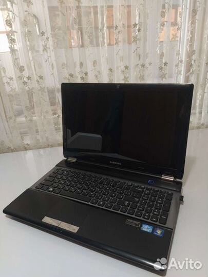 Samsung RC 530 (Core i5)