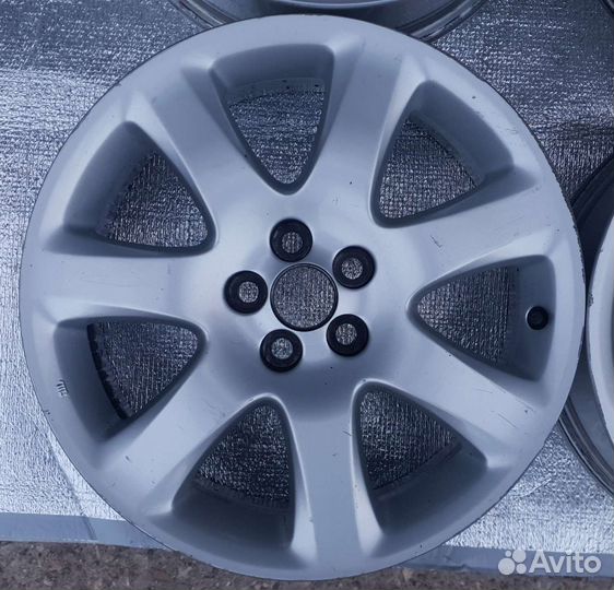 Диски r17 Toyota Avensis оригинал