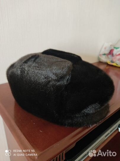 Продам мужскую зимнюю шапку