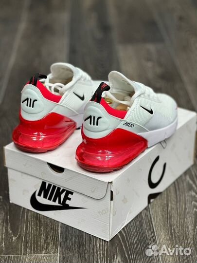Кроссовки Nike air max 270