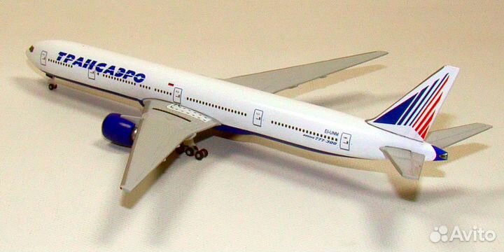 Модель самолета Boeing 777-300 Трансаэро Airlines