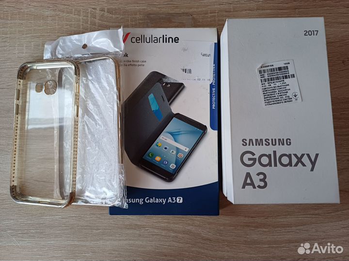 Samsung Galaxy A3 (2017) SM-A320F/DS, 2/16 ГБ