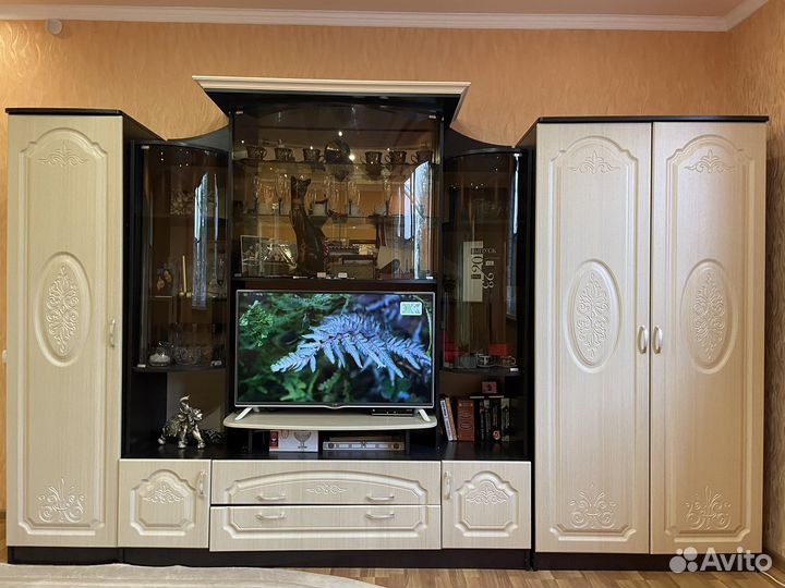 Мебель для гостиной бу