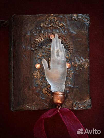 Кулон, подвеска