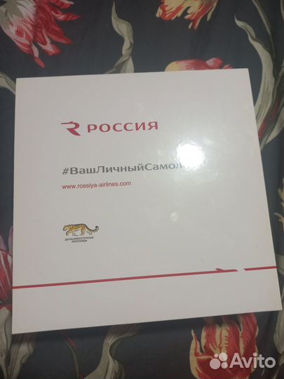 Модель самолета Boeing 777-300 Леолёт