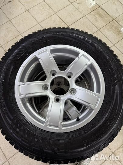 Зимние резина с дисками r15 нива тревел