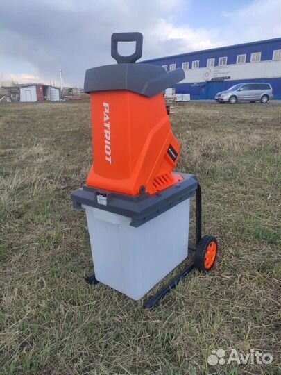 Измельчитель веток Rent