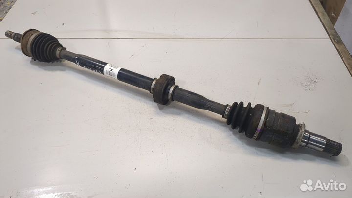 Полуось Toyota Auris E18 2012, 2016