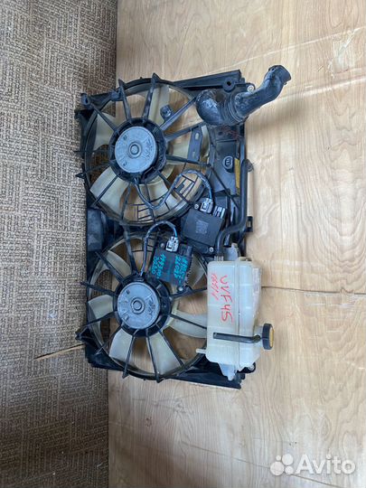 Диффузор радиатора Lexus Ls600Hl 2009 UVF45 2UR-FS