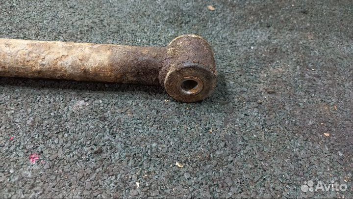 Рычаг Pajero Sport 1