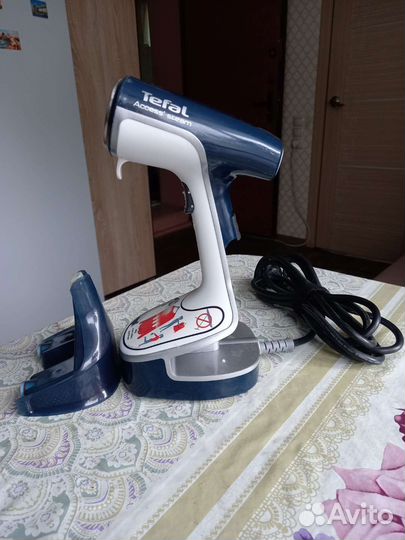 Отпариватель для одежды Tefal DR 8085