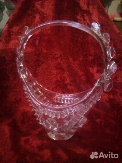 Хрустальная ваза